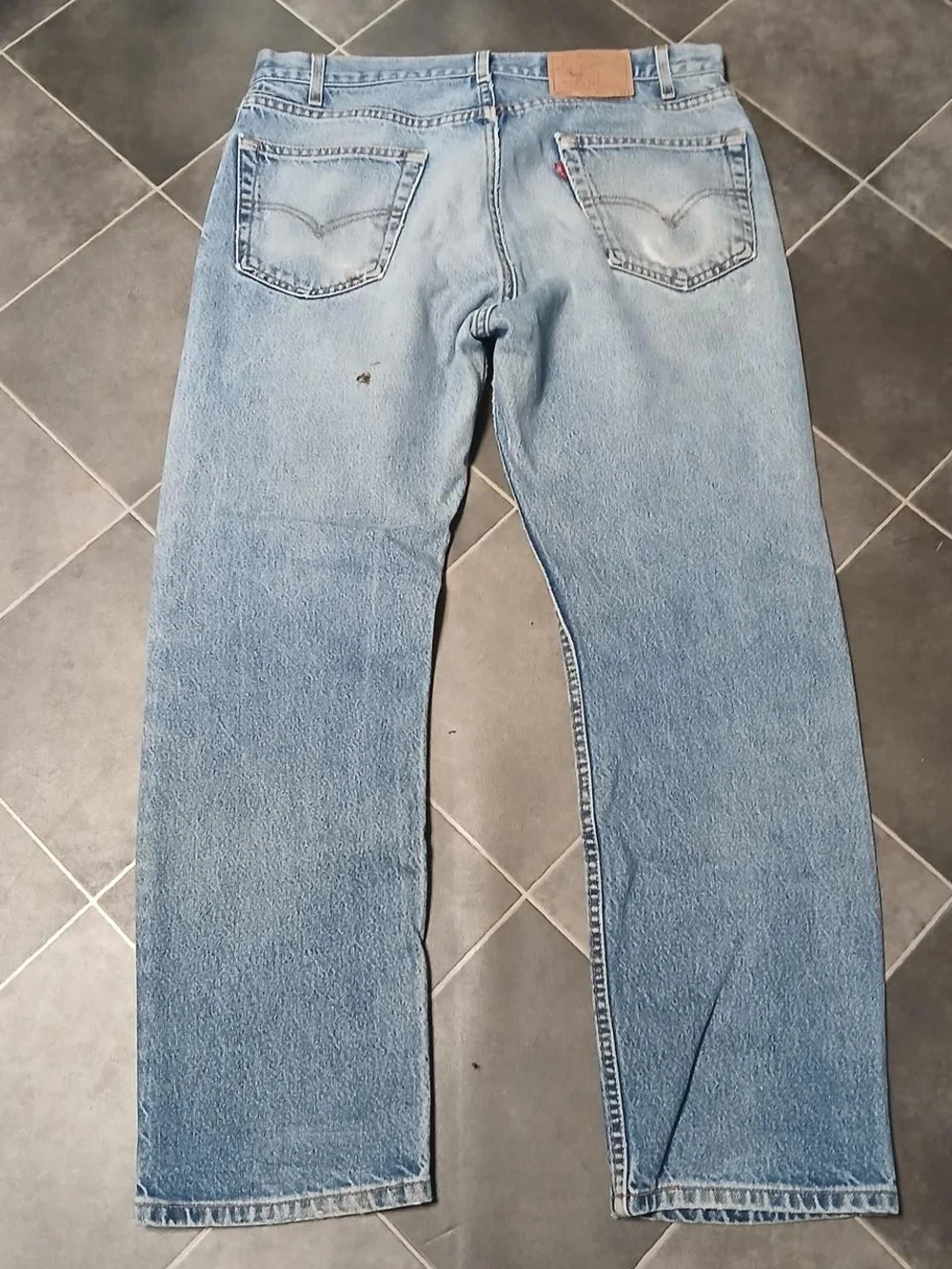 Levi's Vtg 00s 36x30 Light Blue Straight Men’s Jeans with Distressed Knees